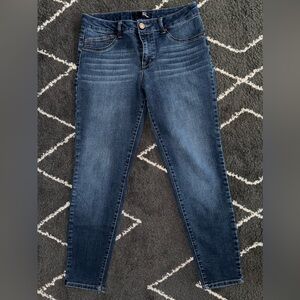 🏈 3/$20 1822 Denim Jeans